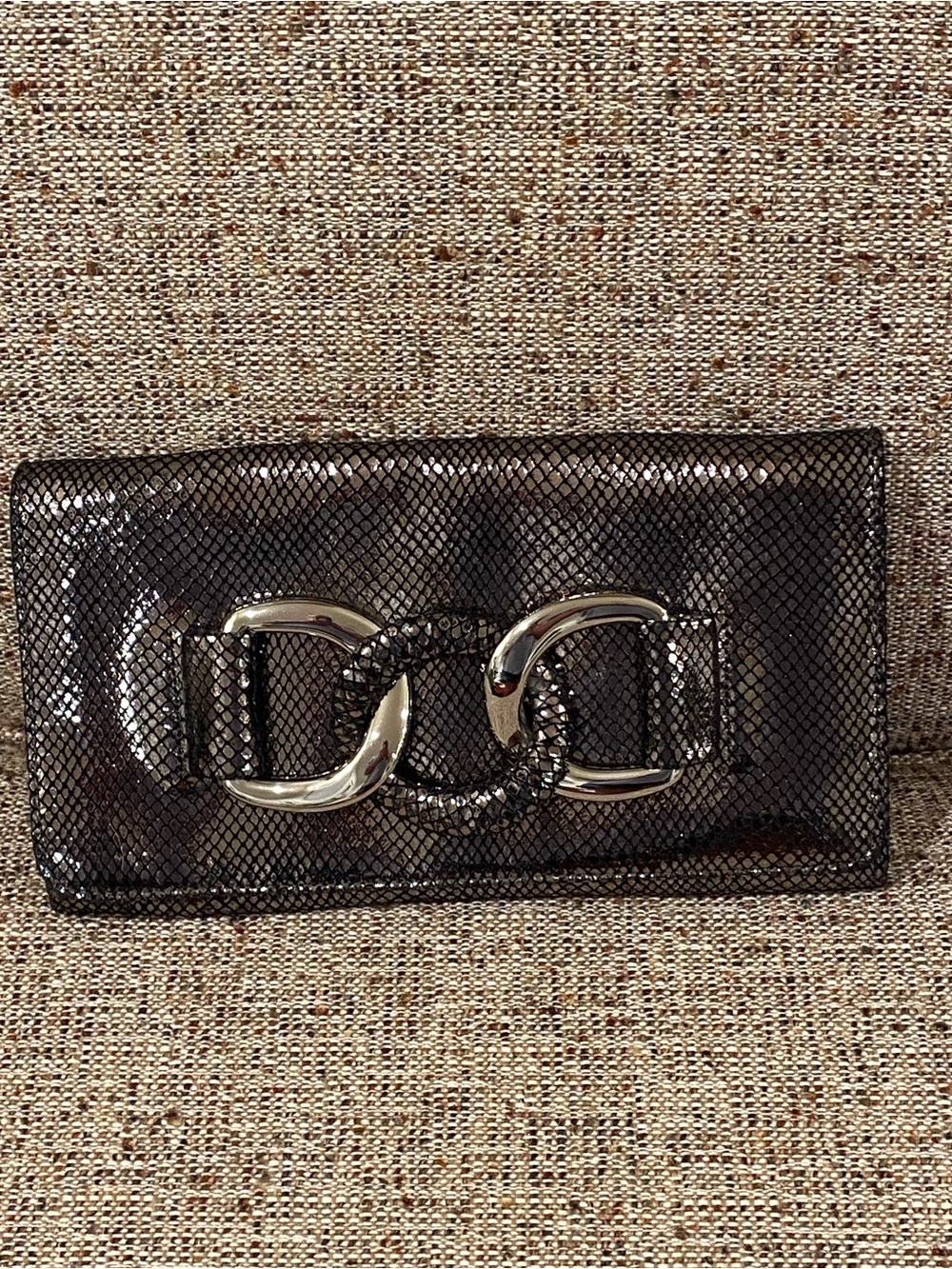 Vintage Brand New MK Black Metallic Snakeskin-Effect Clutch with Silver Buckle - Picture 1 of 16